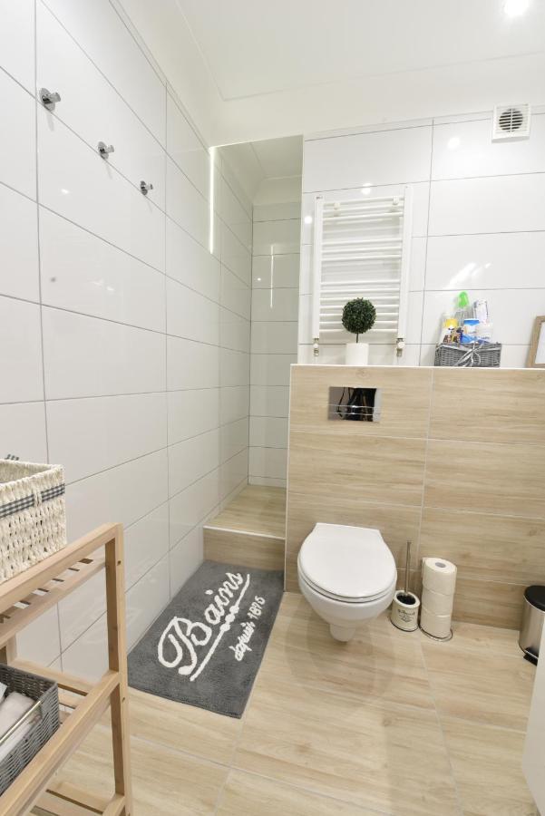 Kiralykut 1 Apartman - Ingyen Parkolas, Bicajok, Ac Székesfehérvár Buitenkant foto